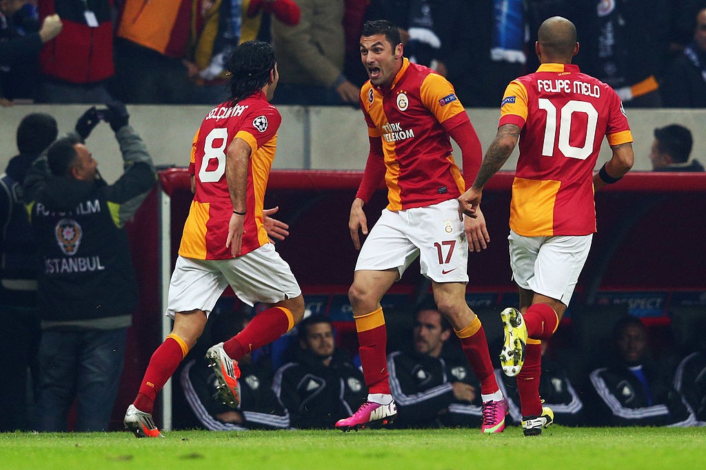 Galatasaray AS v FC Schalke 04 - UEFA Champions League Round of 16