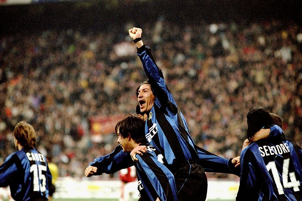 Ivan Zamorano of Inter Milan celebrates with his team mates