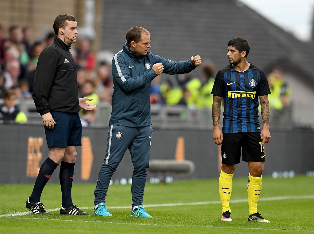 De Boer con Banega