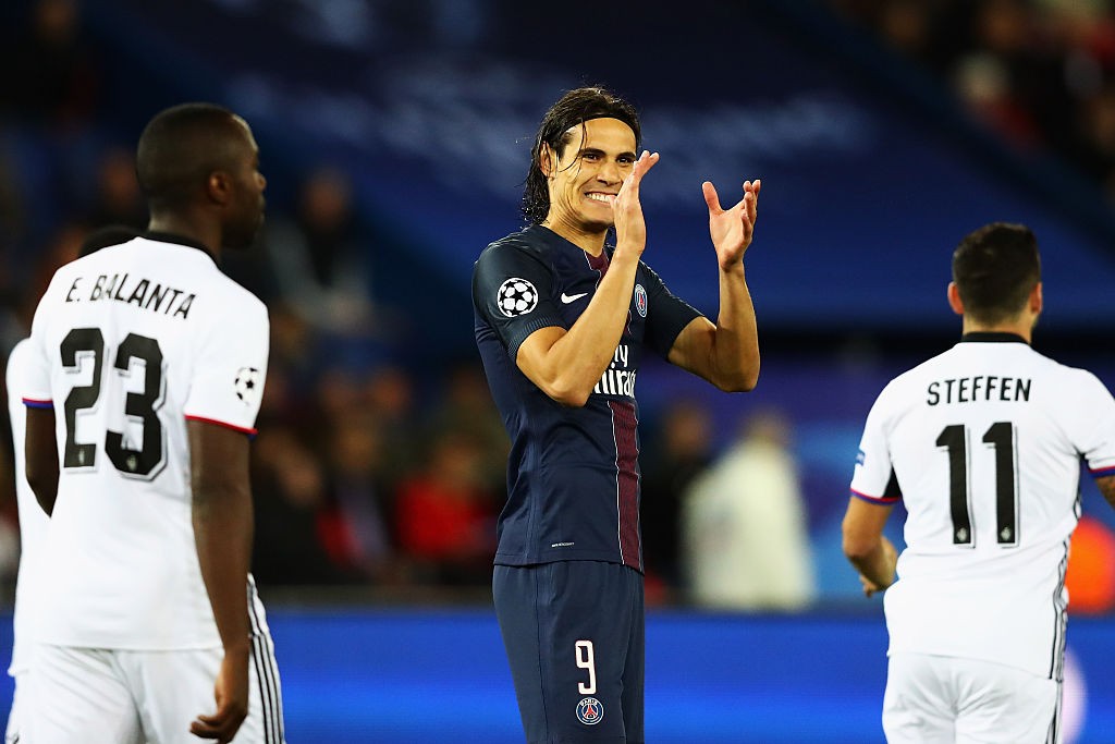 PARIS, FRANCE - OCTOBER 19:  Edinson Cavani of PSG