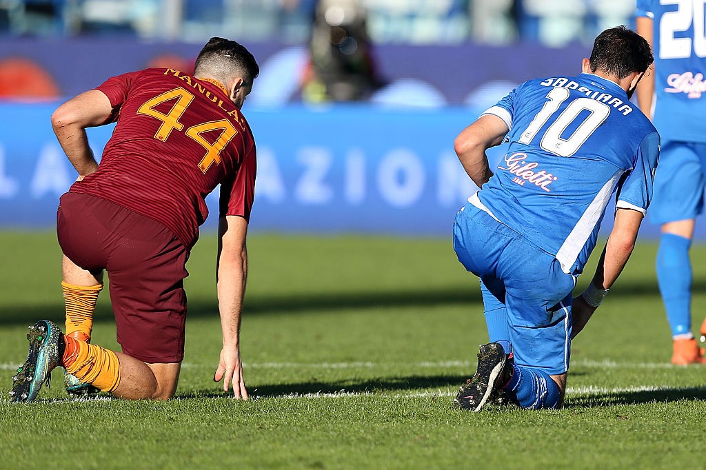 Manolas