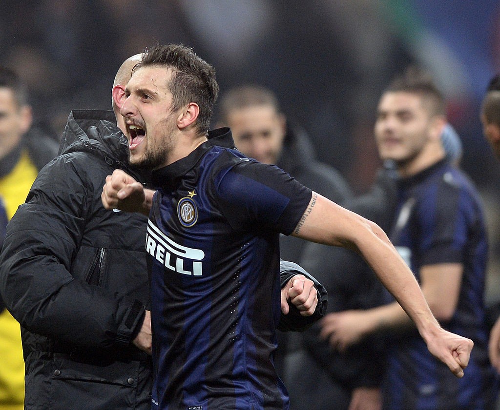 MILAN, ITALY - DECEMBER 22:  Zdravko Kuzmanovic of FC Inter
