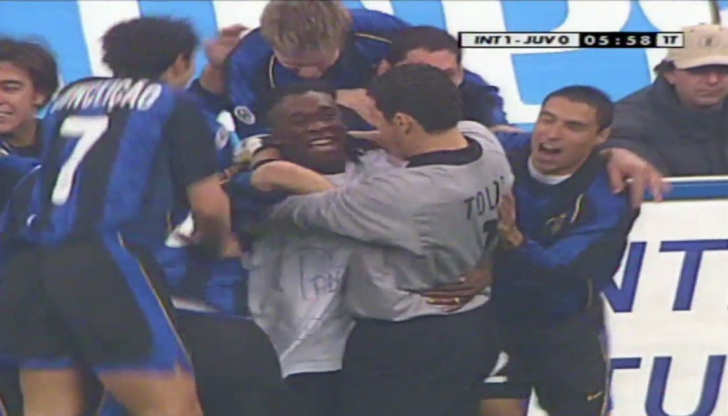 Toldo festeggia Seedorf