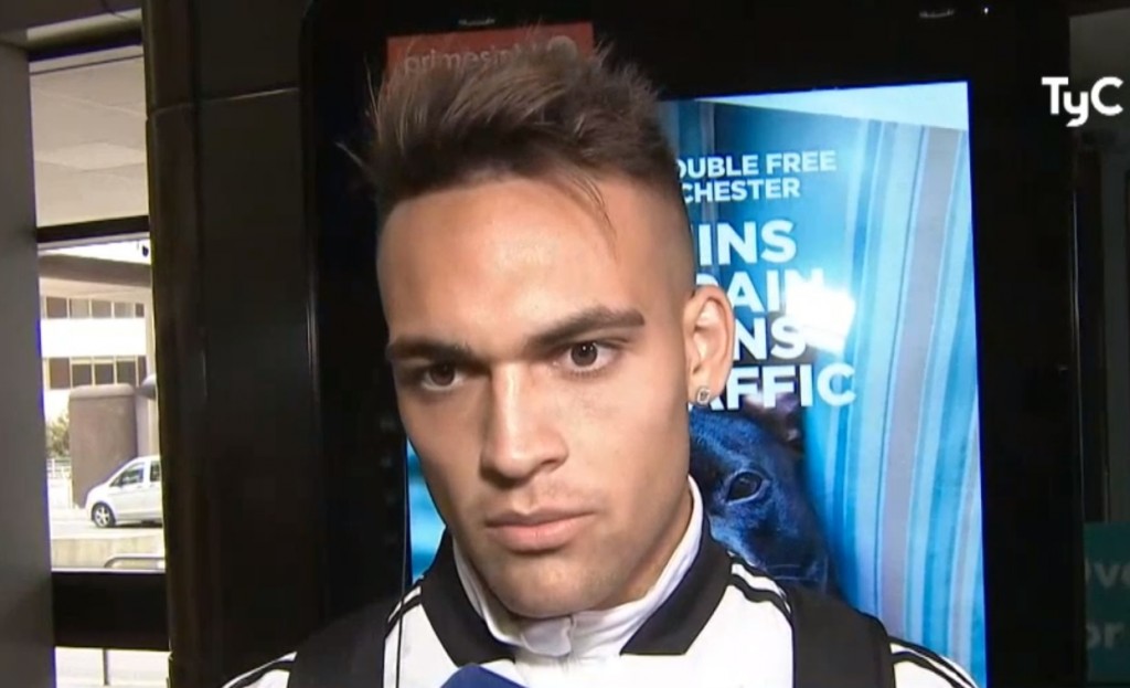 Lautaro Martinez conferma il passaggio all'Inter