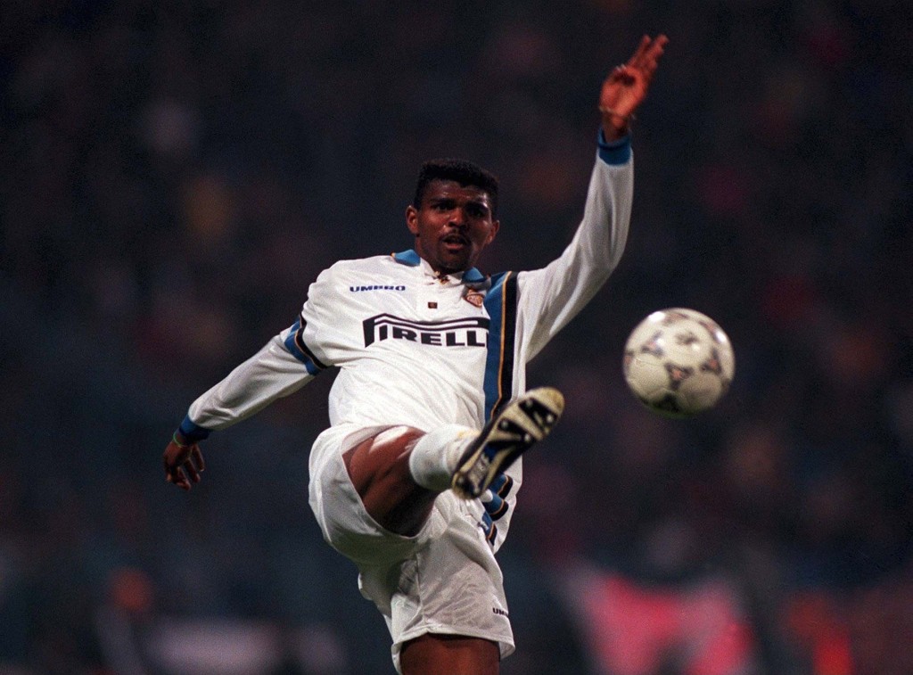 Kanu, Inter