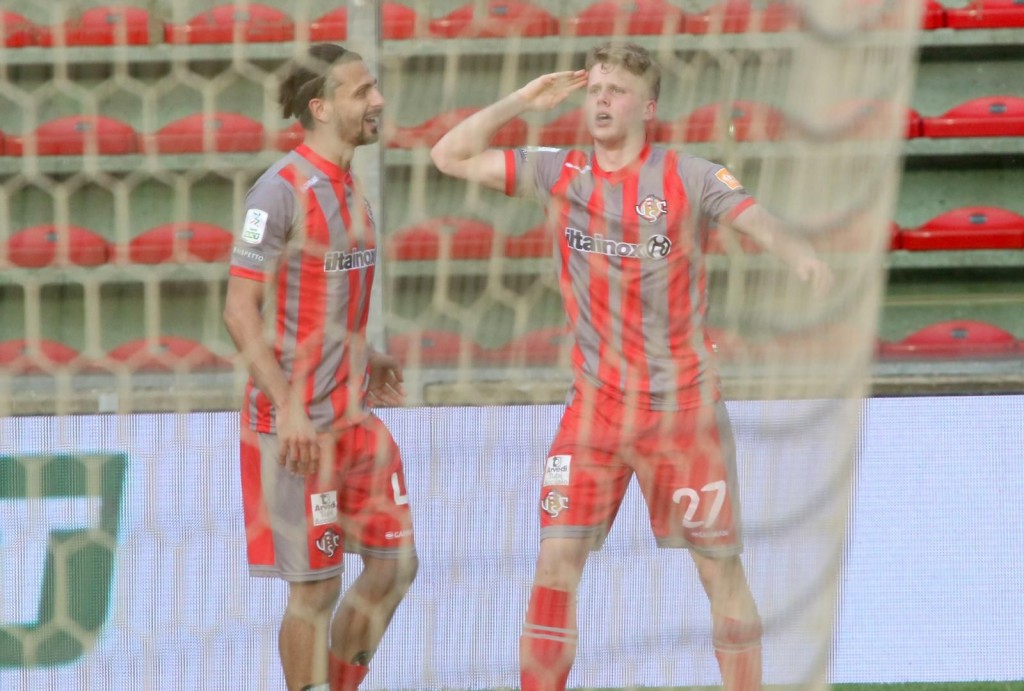 emmers cremonese esultanza