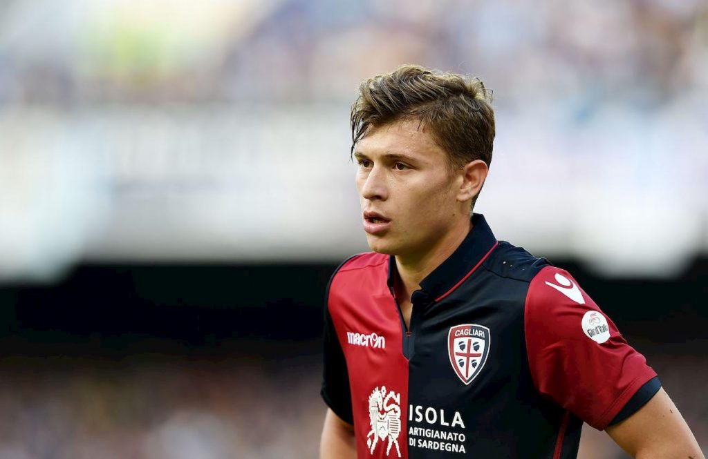 nicolò barella in maglia cagliari
