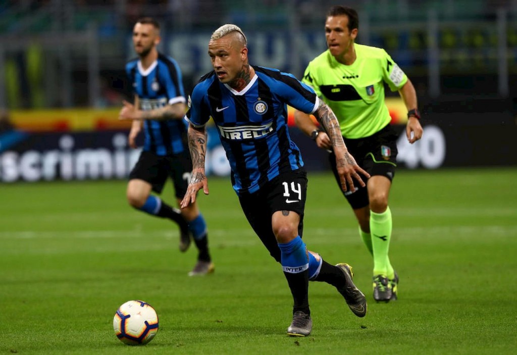 nainggolan in azione contro l'empoli