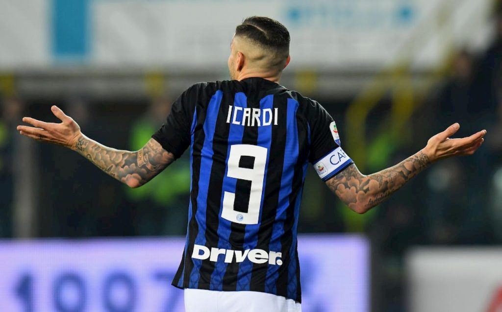icardi di spalle