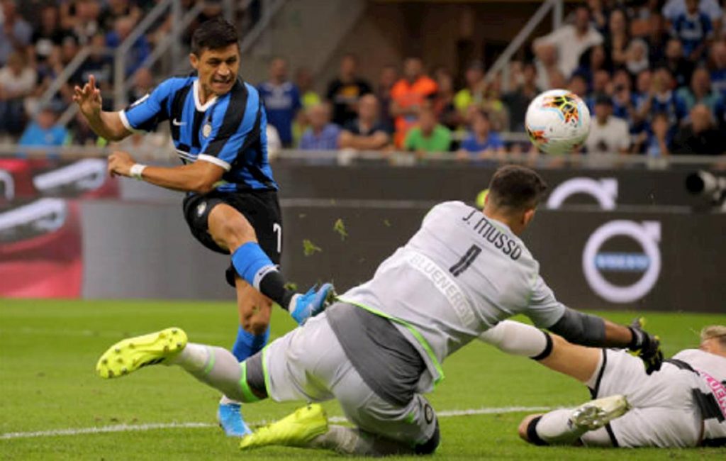Musso nega il gol a Sanchez