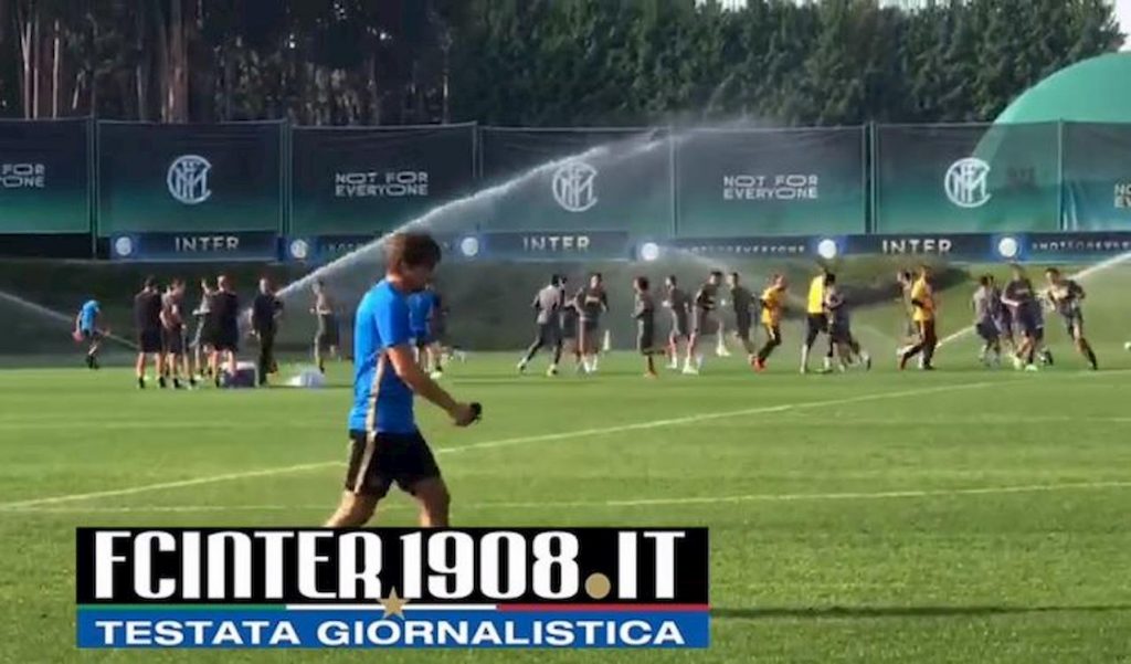 video-fcin1908-inter-rifinitura-in-vista-della-cl-conte-concentratissimo