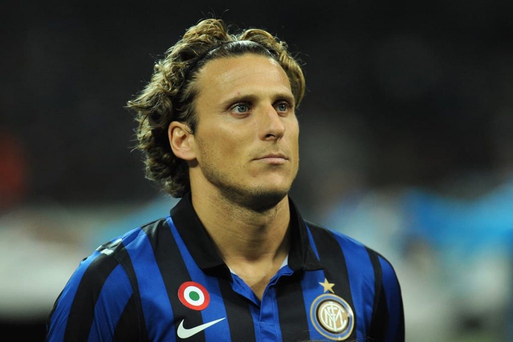 Forlan con la maglia dell'Inter