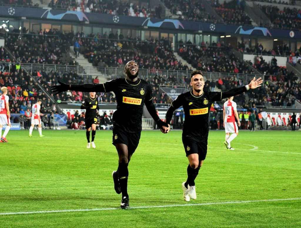 Lukaku e Lautaro esultano