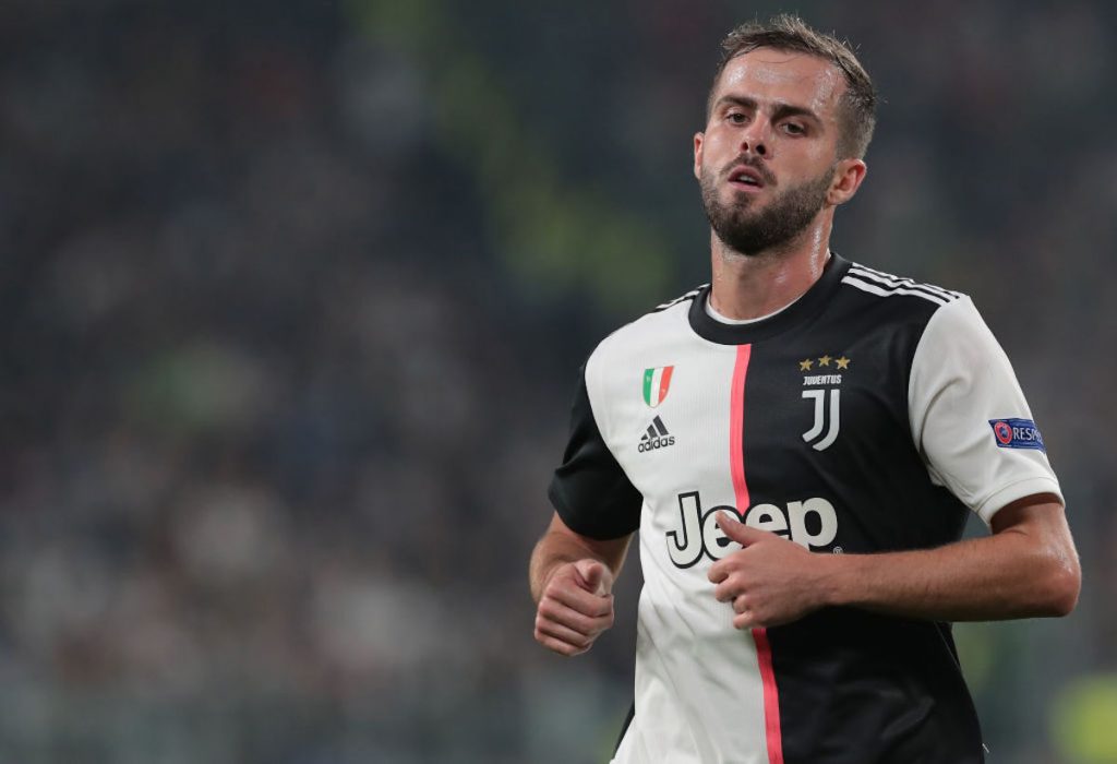 Pjanic sulla lotta con l'Inter