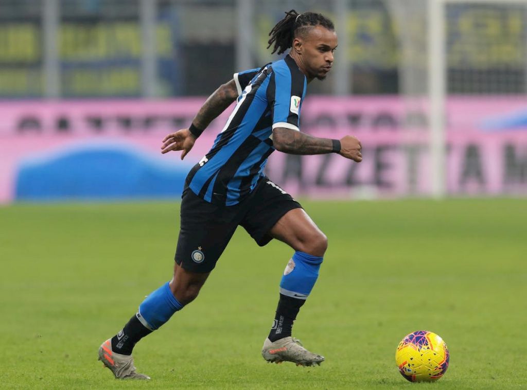 lazaro-necastle vuole chiudere