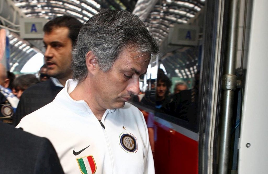 Jose Mourinho è diventato, suo malgrado, protagonista della trattativa Eriksen: lo Special One continuerà a schierare il danese