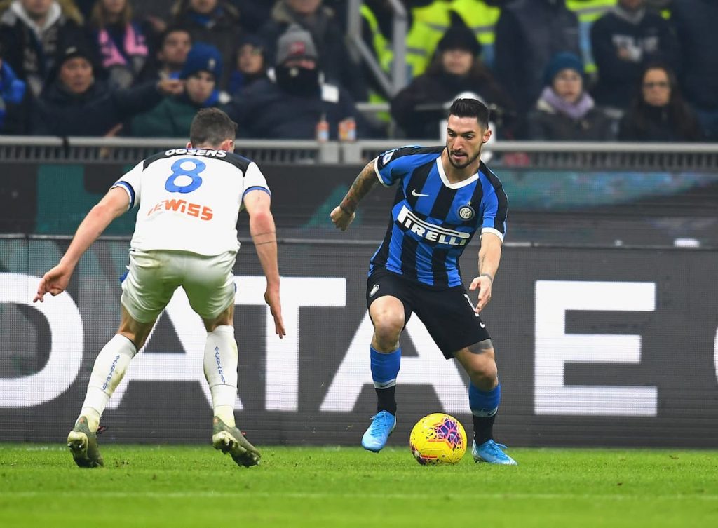 Politano contro Gosens dell'Atalanta
