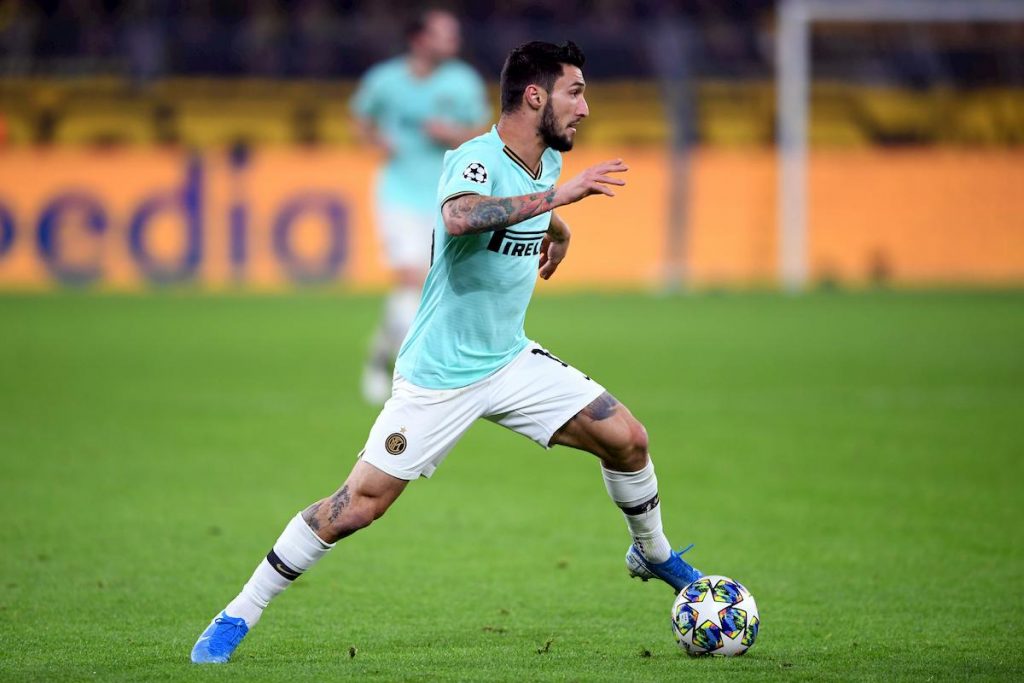 Matteo Politano è il nuovo obiettivo di mercato del Milan: i rossoneri hanno già l'accordo con il giocatore