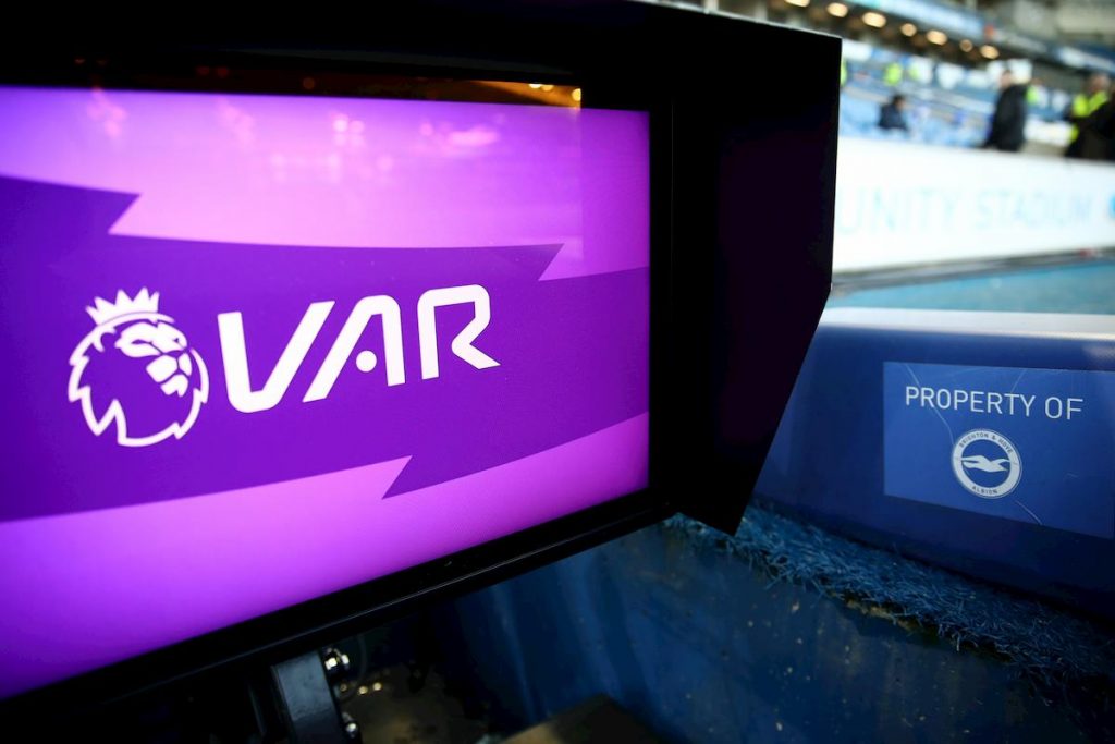 arbitri-cambia-tutto-da-subito-per-il-var