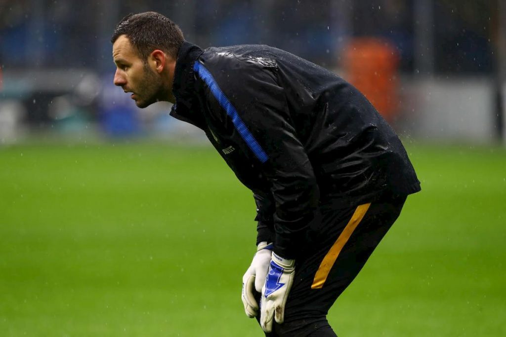 inter-gesto-handanovic