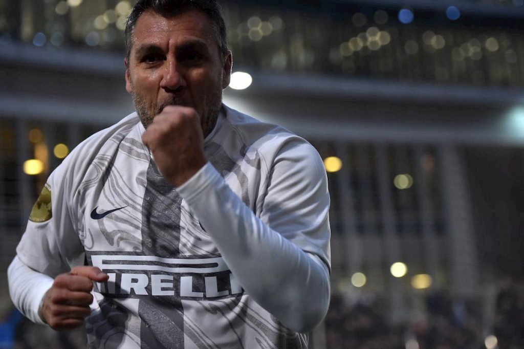 vieri-iniziativa-contro-il-coronavirus