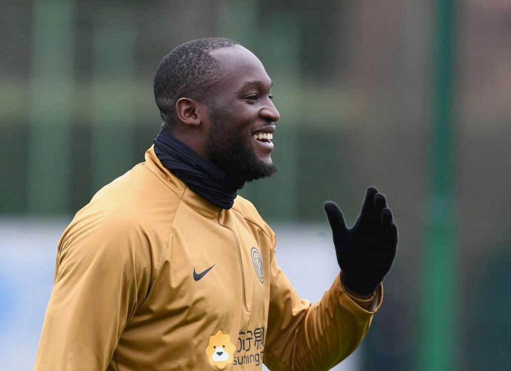 fabregas-lukaku-assist