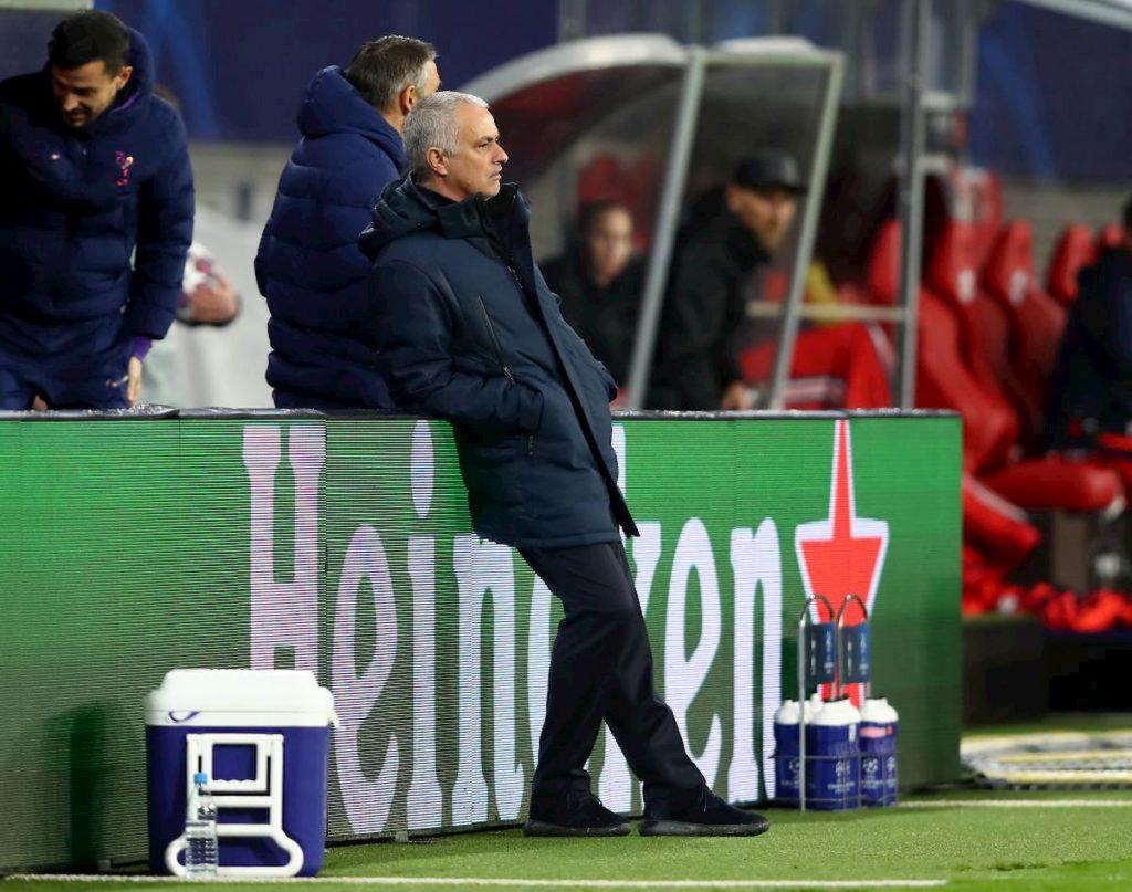 mourinho-annuncio-volontariato