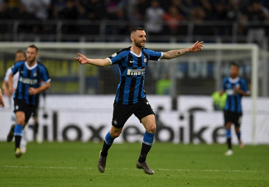 Brozovic esulta