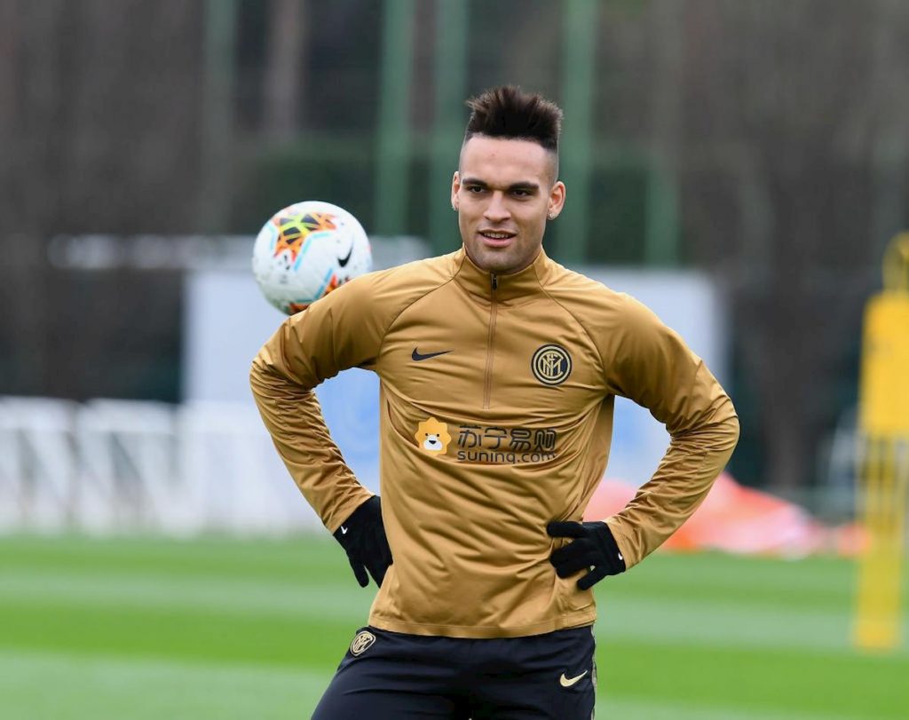 corteggiamento-barca-lautaro