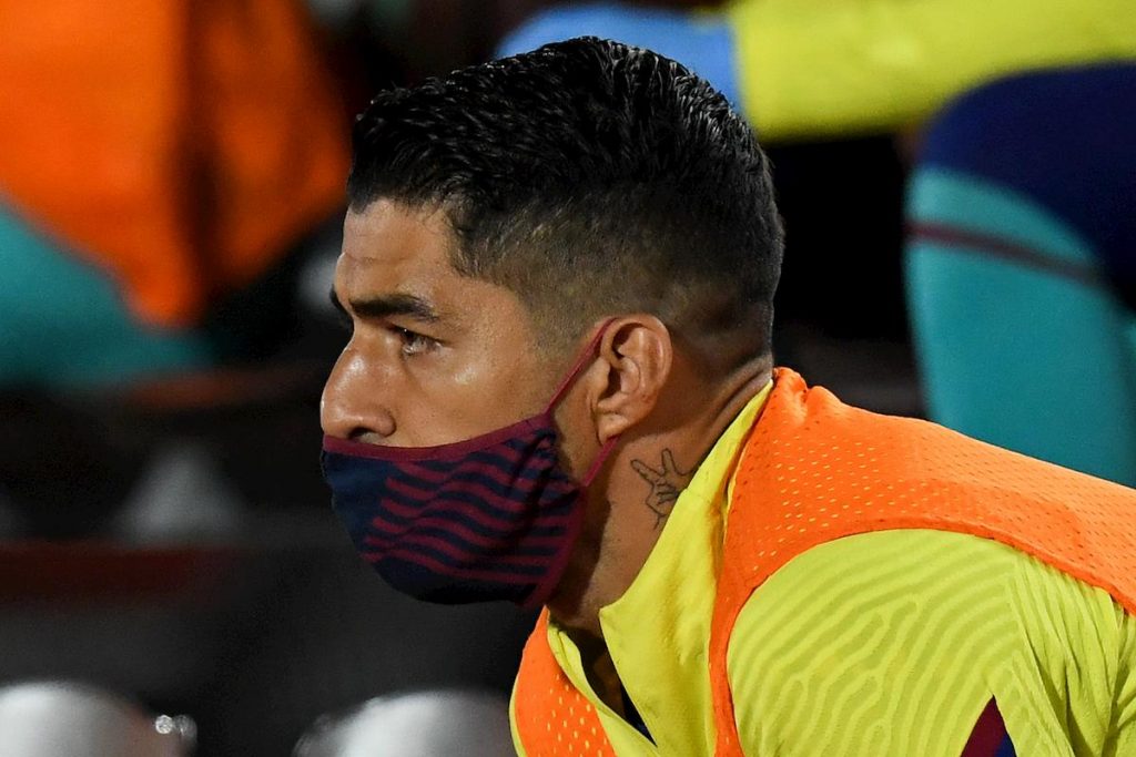 barcellona-scarica-suarez