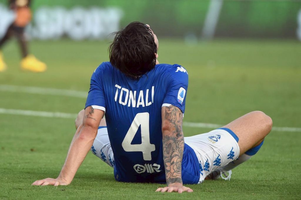 tonali-ha-fretta