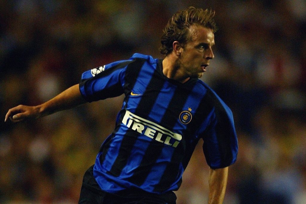 Van der Meyde, all'Inter dal 2003 al 2005, compie oggi 41 anni