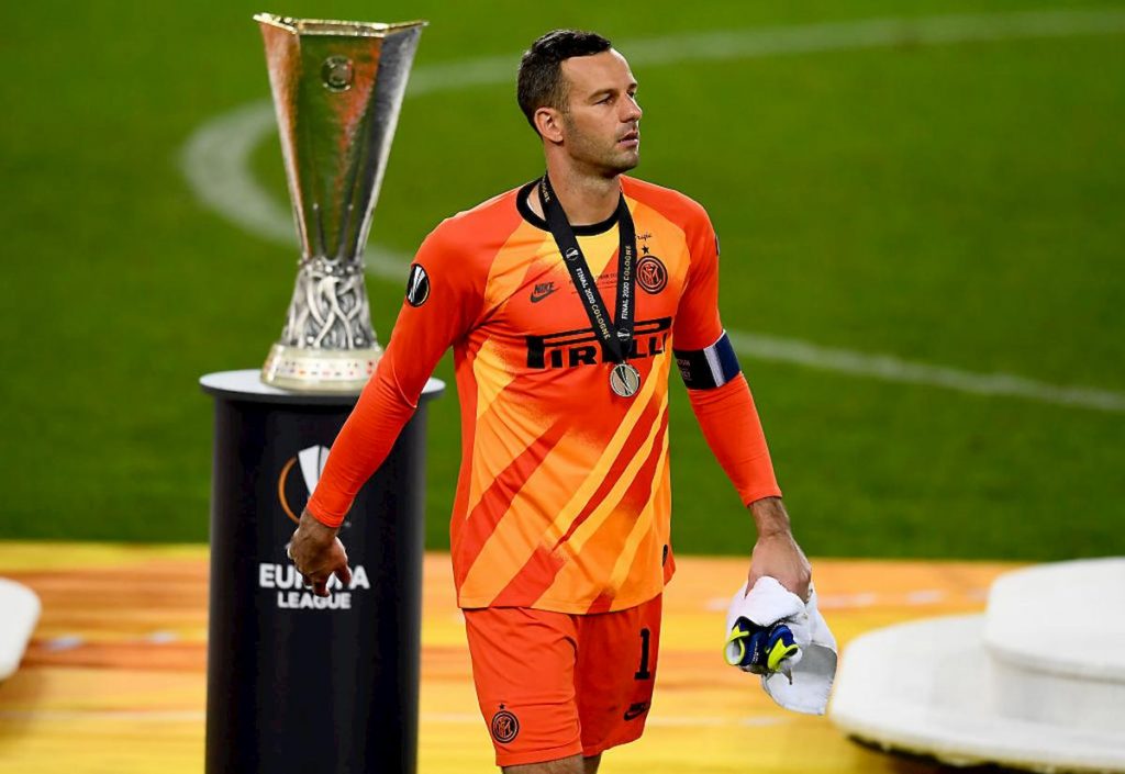 inter-rinnova-handanovic