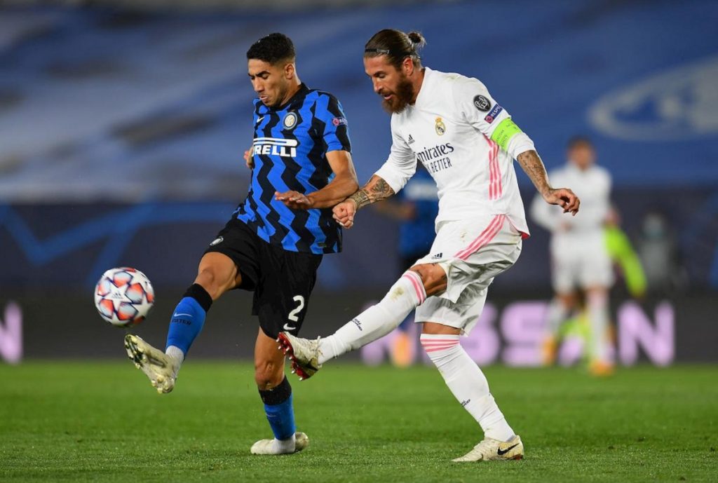 video-il-bentornato-di-ramos-ad-hakimi-lo-spagnolo-insulta-pesantemente-il-nerazzurro