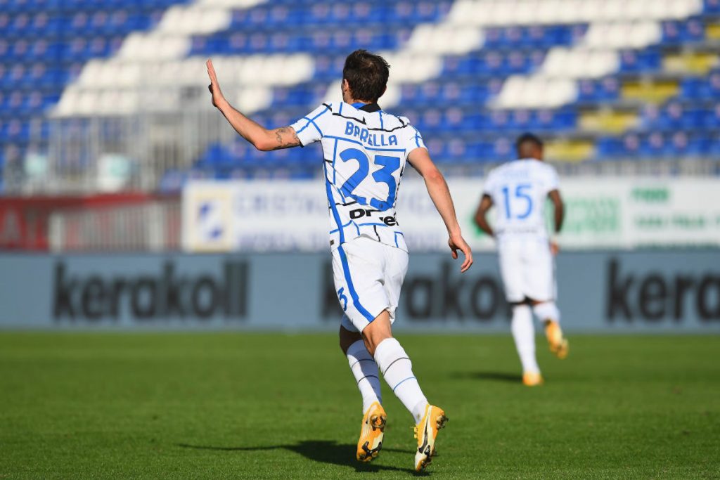 Cambio di sistema nel secondo tempo, ma a dare lo sprint all'Inter è stato il carattere e la grande prestazione di Barella