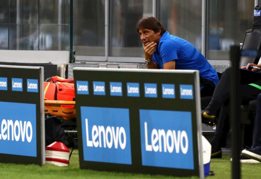 conte-messaggio-megafono