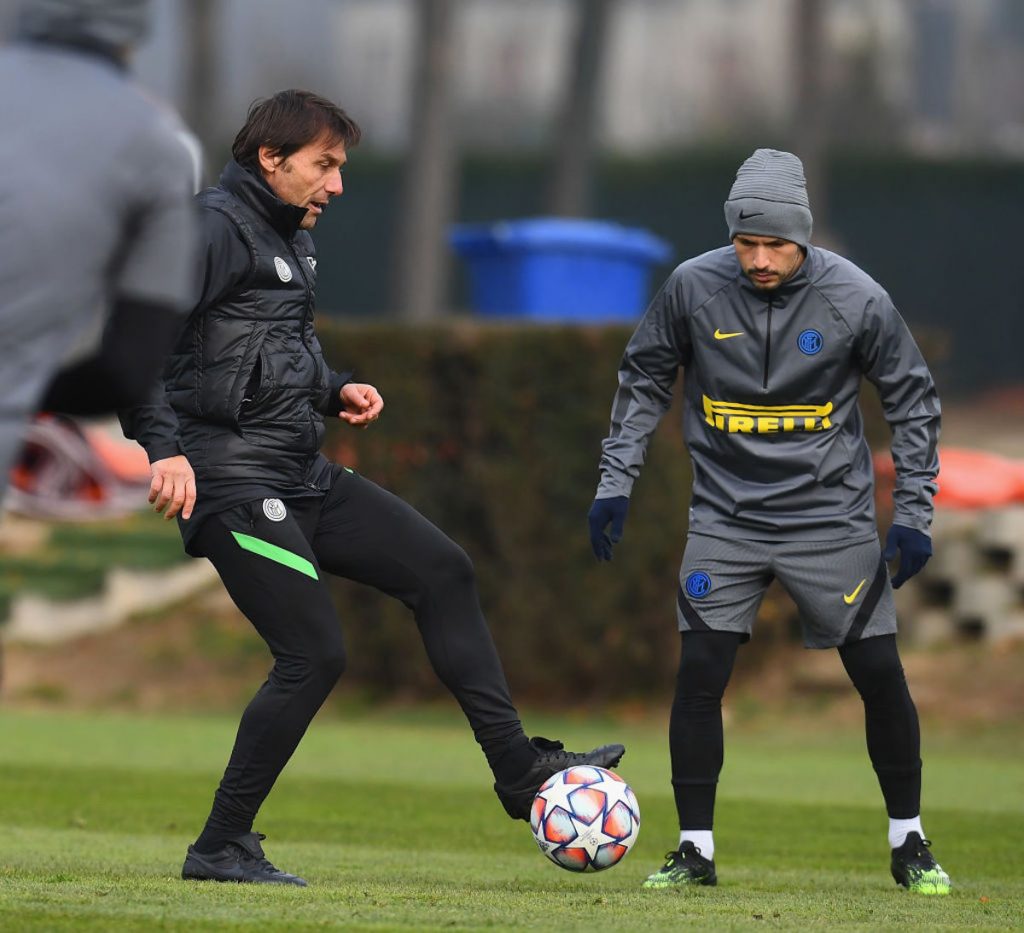 Conte studia le opzioni