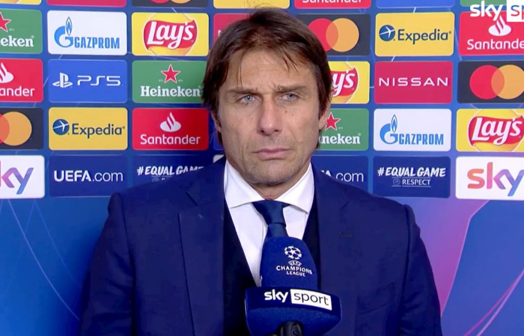 conte-sussurra-contatto