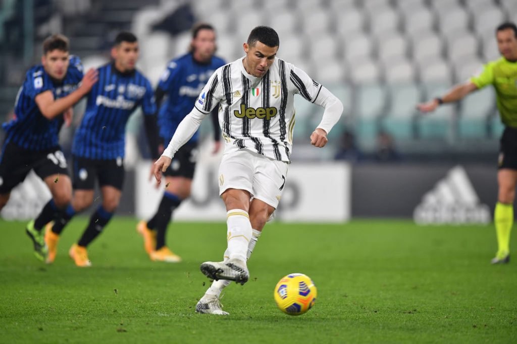 Ronaldo sbaglia rigore