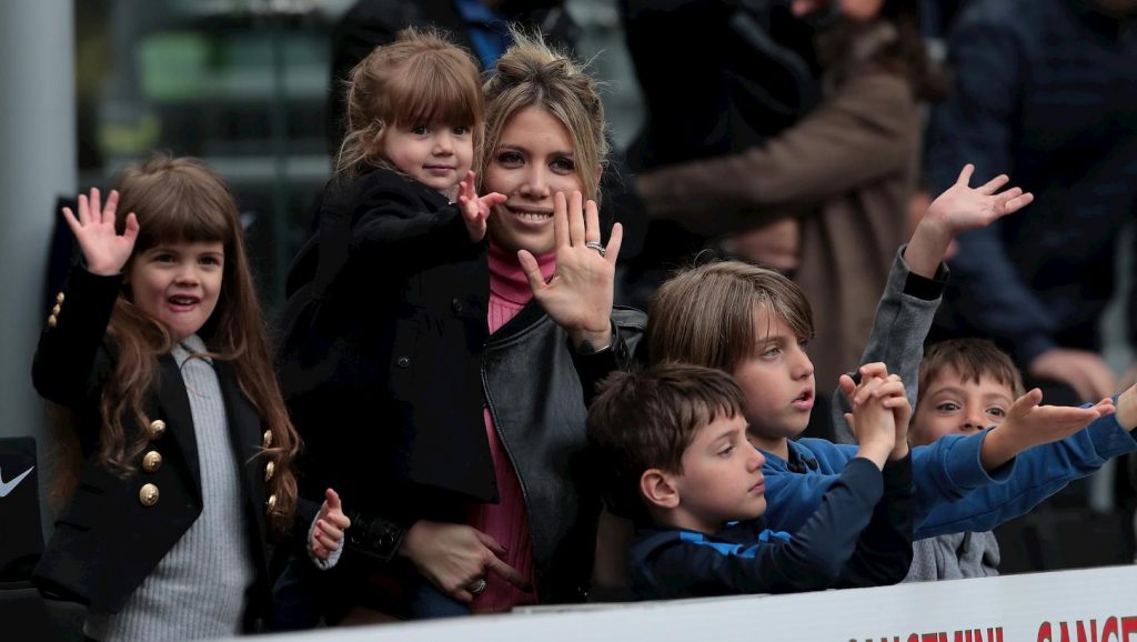 wanda-congratula-icardi-fortuna