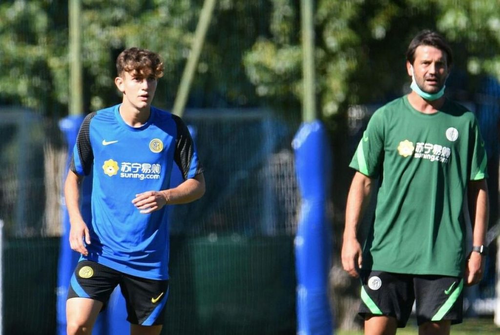 Peschetola e Chivu