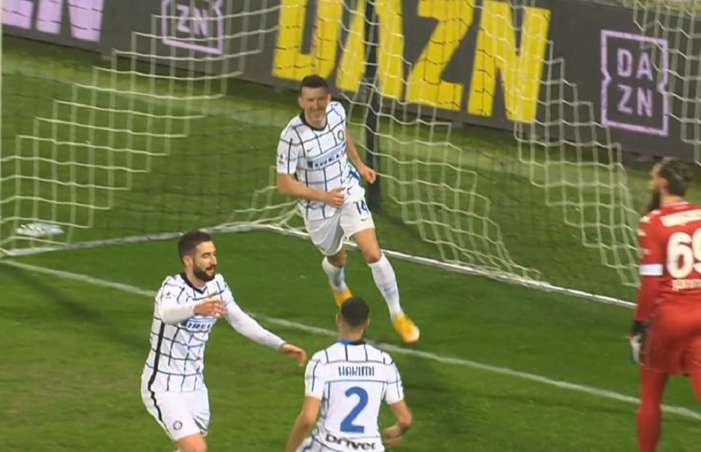 Fiorentina-Inter, gol di Perisic