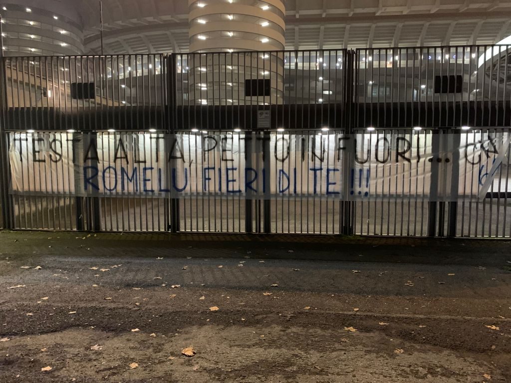 lukaku-striscione-inter-juventus
