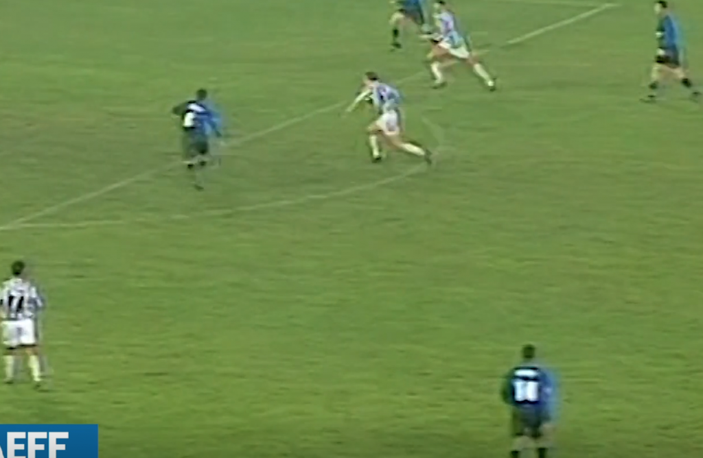 video-djorkaeff-adriano-balotelli-ecco-i-migliori-gol-dellinter-contro-la-juve-a-torino