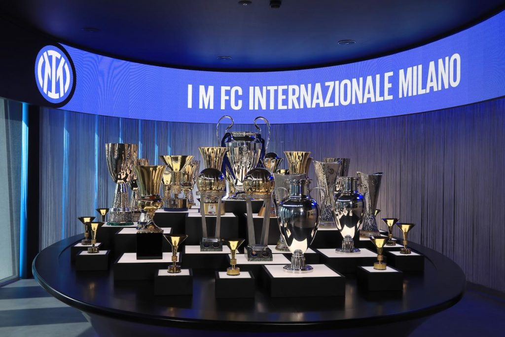 Sede Inter, la sala delle coppe