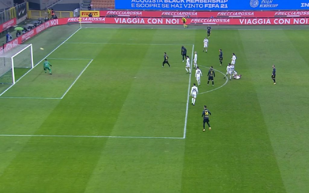 Eriksen, traversa in Inter-Benevento