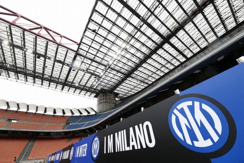 Inter, nuovo logo allo stadio Meazza in San Siro