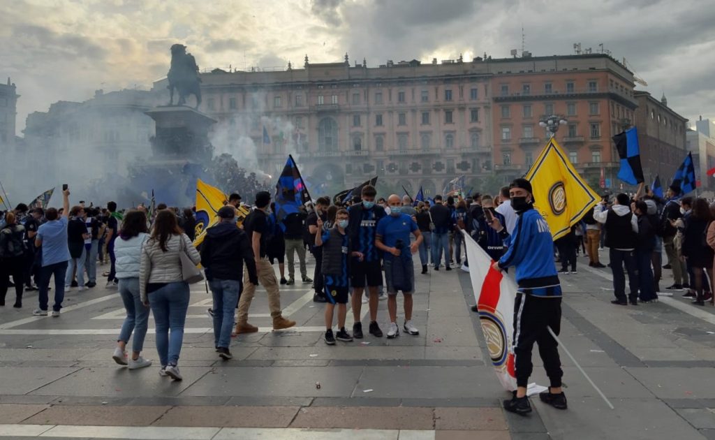 Inter, tifosi in piazza