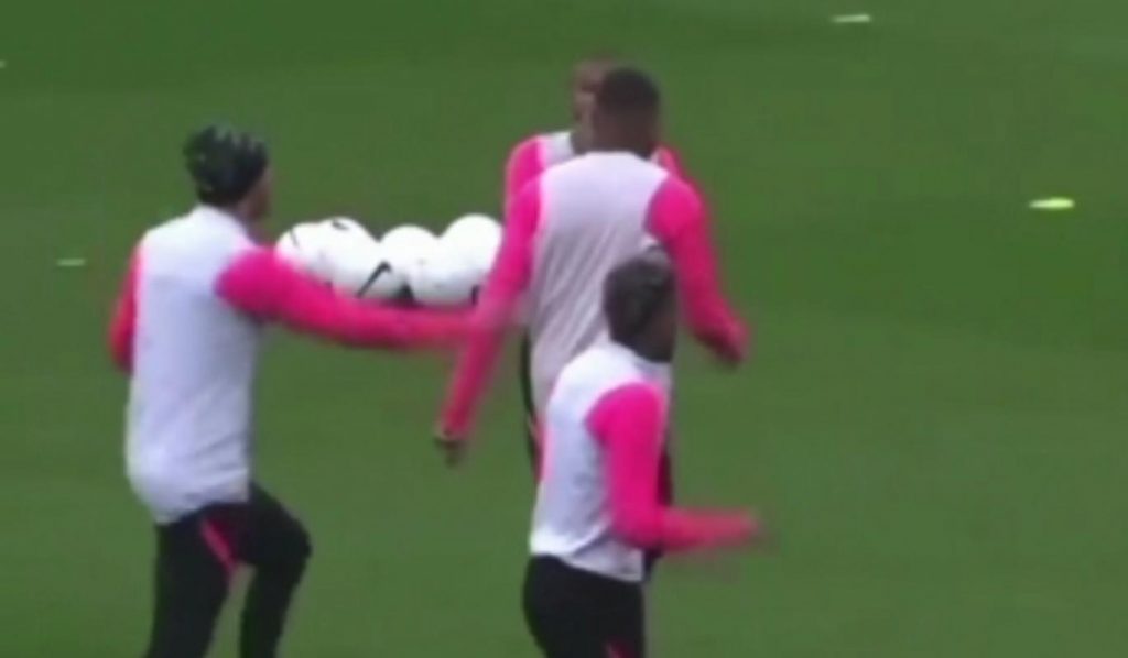 icardi tunnel mbappe