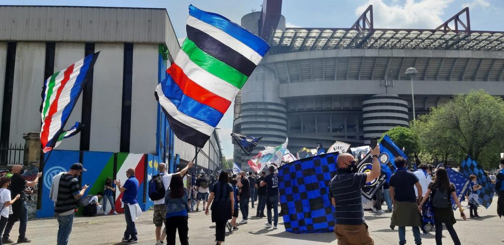 inter festa scudetto tifosi (1)